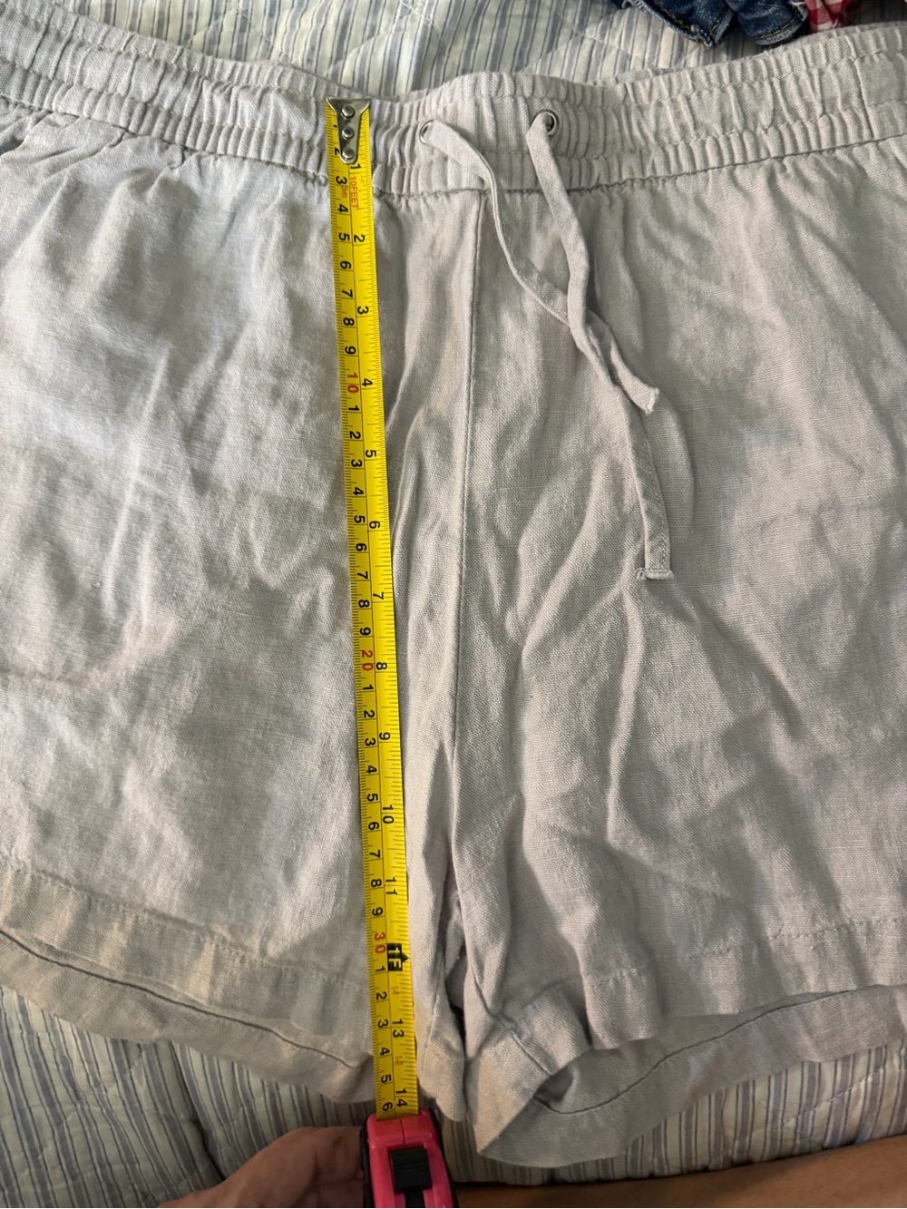 H&M women's Linen-Blend Drawstring Shorts Size 10 only $10 item #590